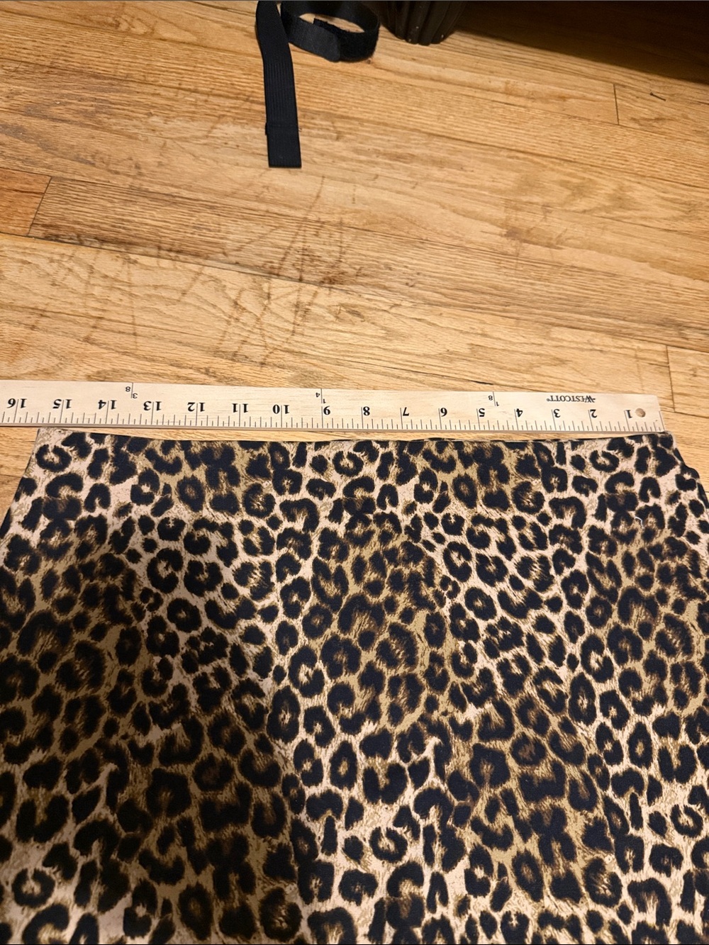 Sanctuary Leopard Print Pencil Skirt - Picture 4 of 4